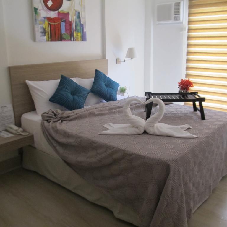 The Citywalk Suites Apartment Антиполо Номер фото